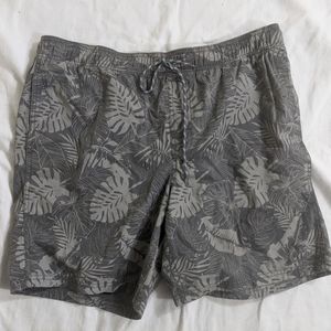 ⭐ Mens XL tropical shorts